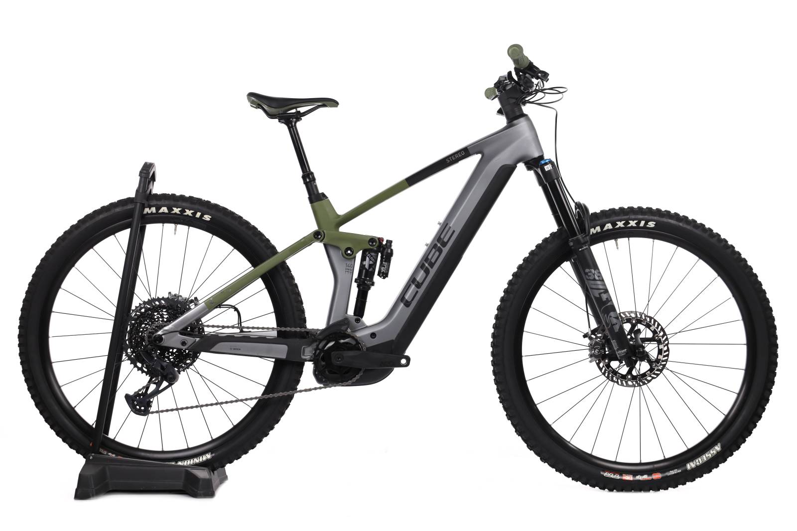 Cube Stereo Race HYBRID 140 HPC