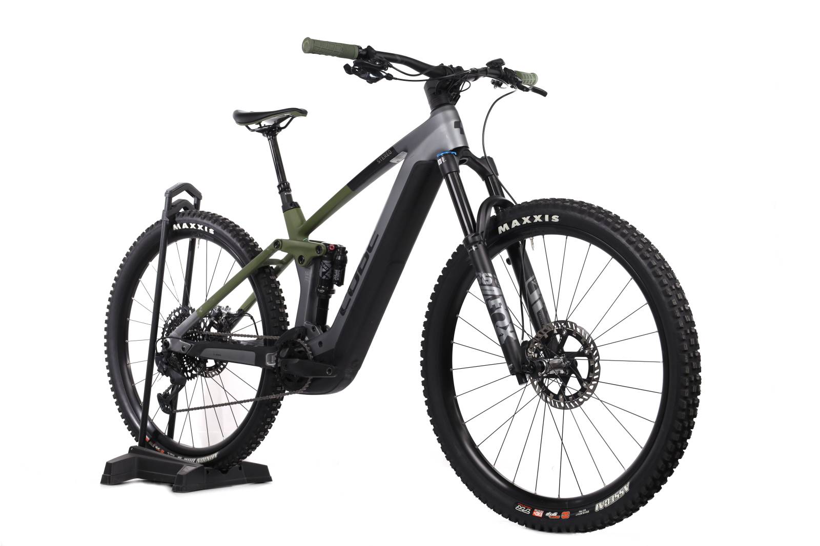 Cube Stereo Race HYBRID 140 HPC