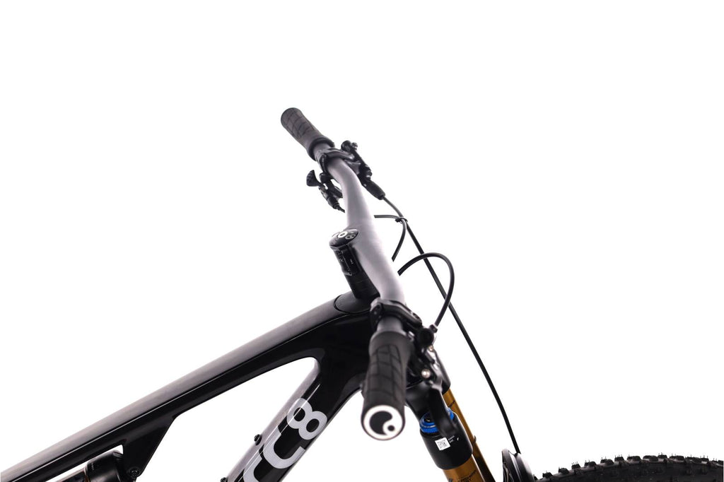 ARC8 Essential GX AXS