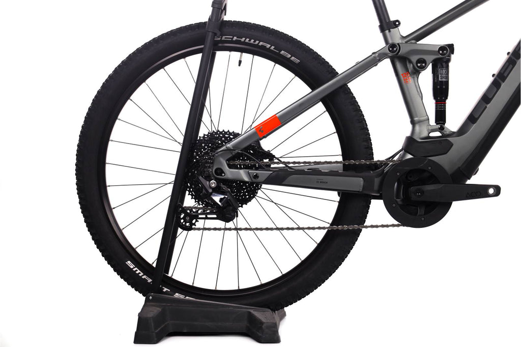 Cube Stereo Hybrid Pro 750