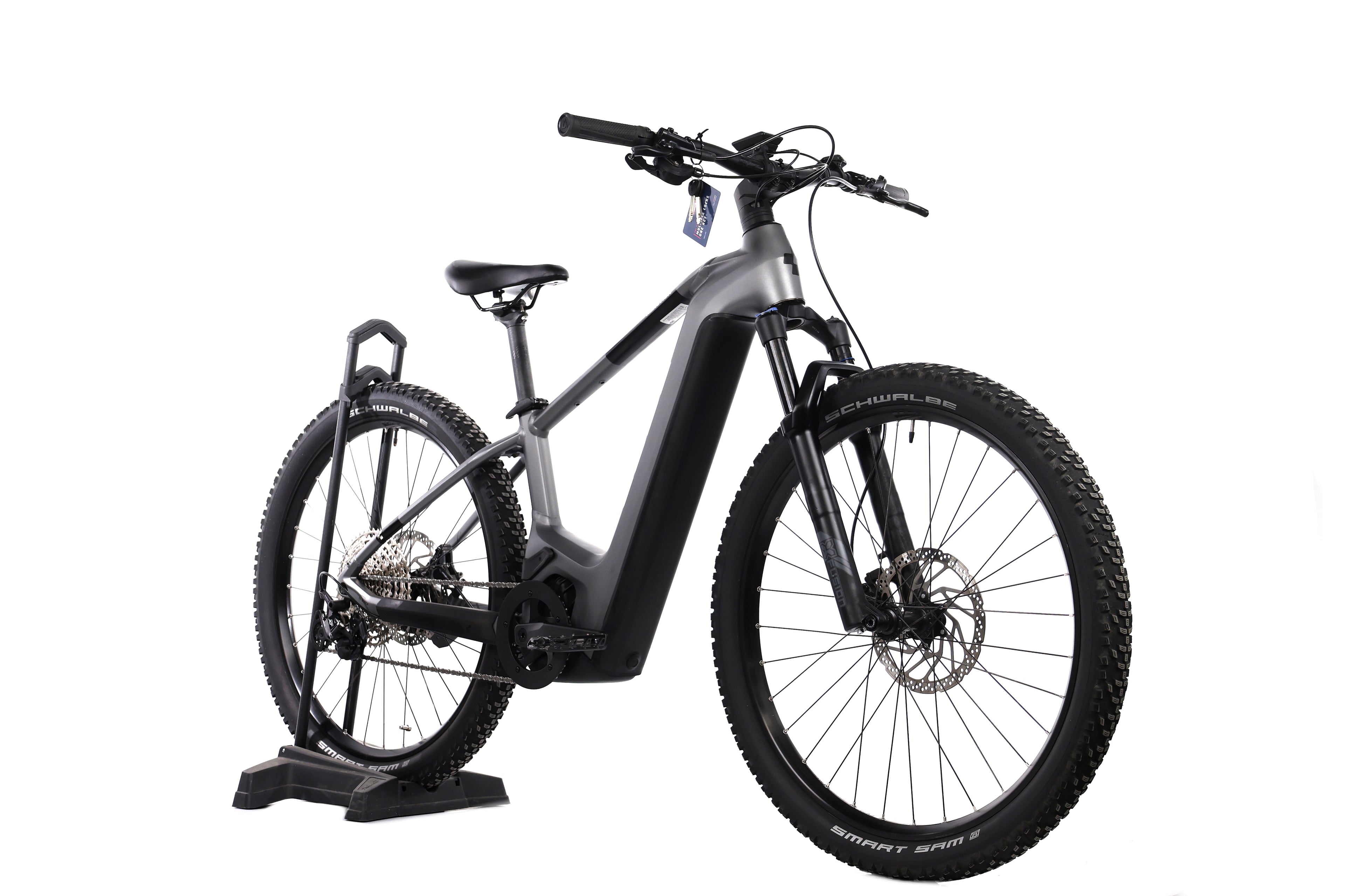 Cube Reaction Hybrid Race 750 – tuvalum