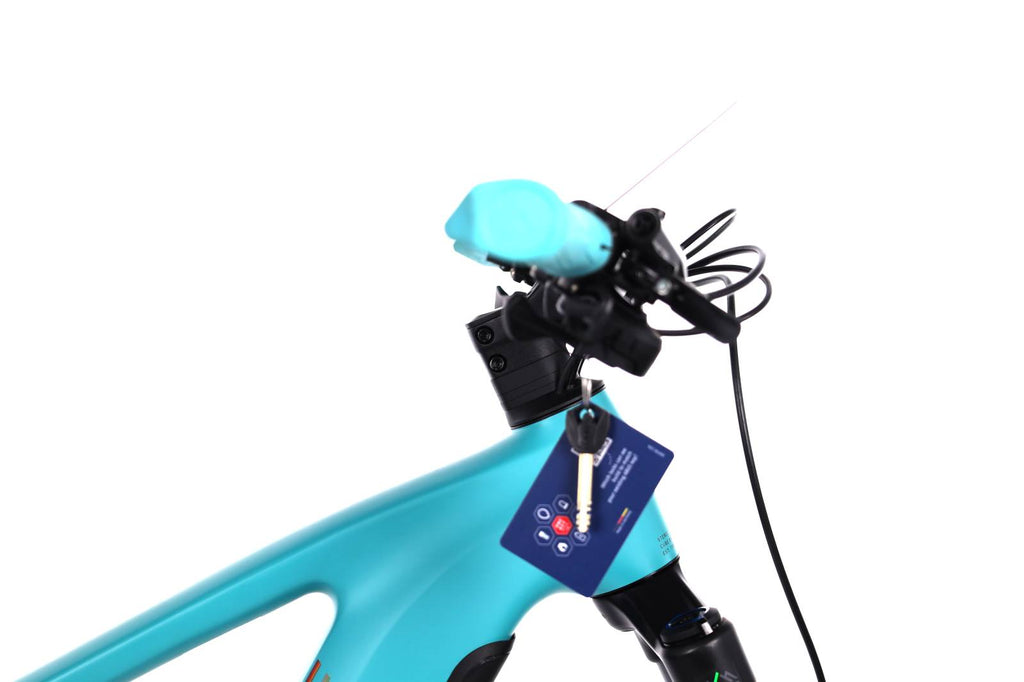 Cube Stereo Hybrid ONE44 EX 800