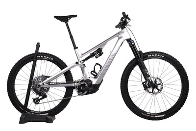 Canyon Spectral ON CF 9