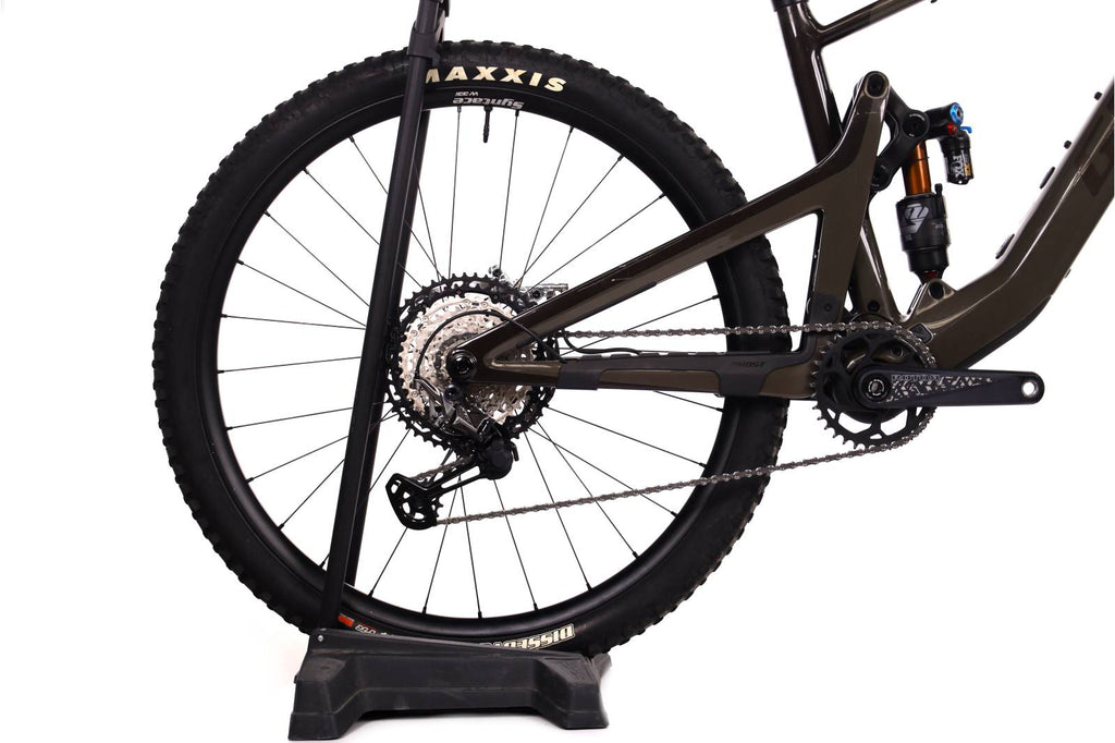 Ghost Path Riot Full Party