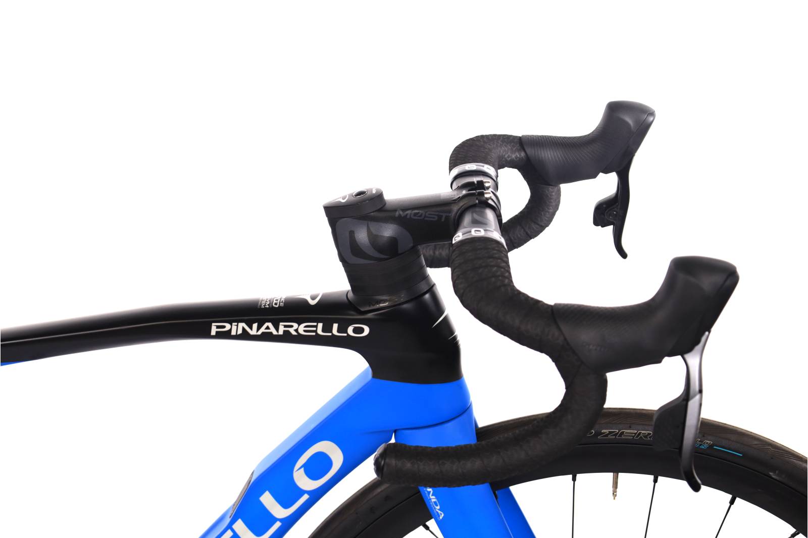 Pinarello Prince Disc Force AXS